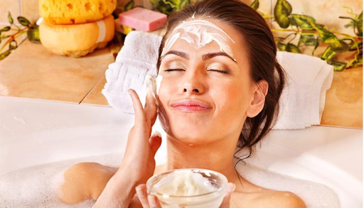Face scrub – Why you should add it to your Skin Care